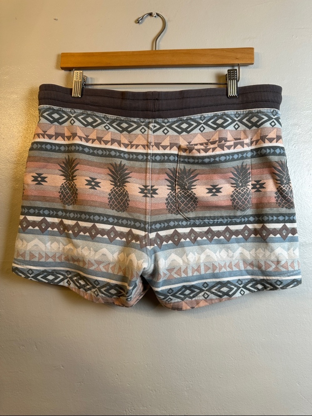 Chubbies Mens Lounge Shorts Geometric Aztec Pineapple Blue, Brown & Cream Small - Picture 4 of 8